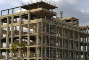 Read more about the article INCC abusivo em imóvel na planta: guia completo dos direitos do comprador